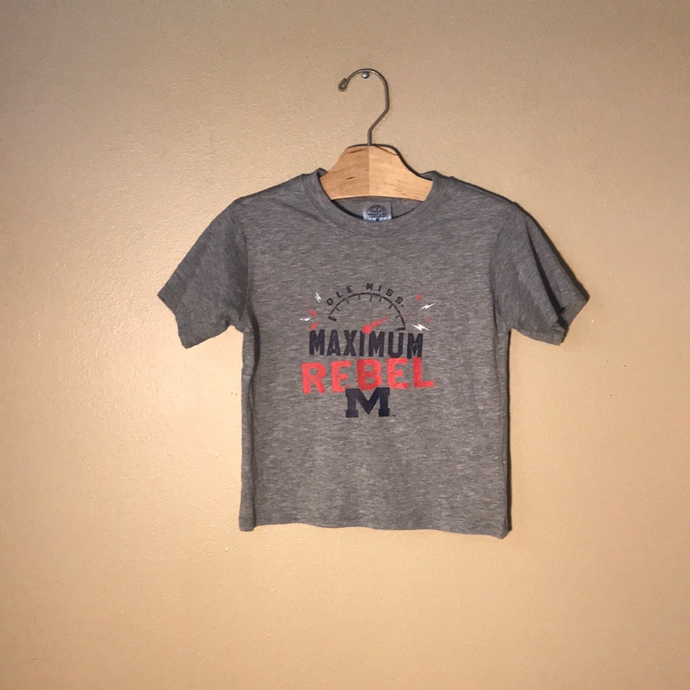 Ole’ Miss Rebel t-shirt size 4T